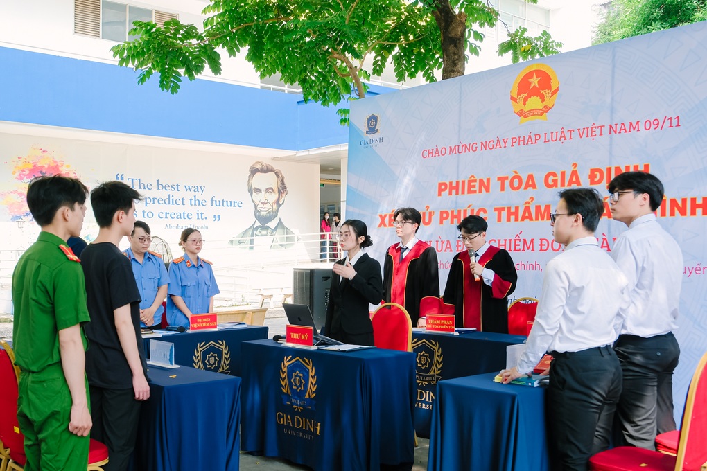 Cơ hội việc làm mới cho ngành luật và kế toán - 4 Cơ hội việc làm mới cho ngành luật và kế toán - 4