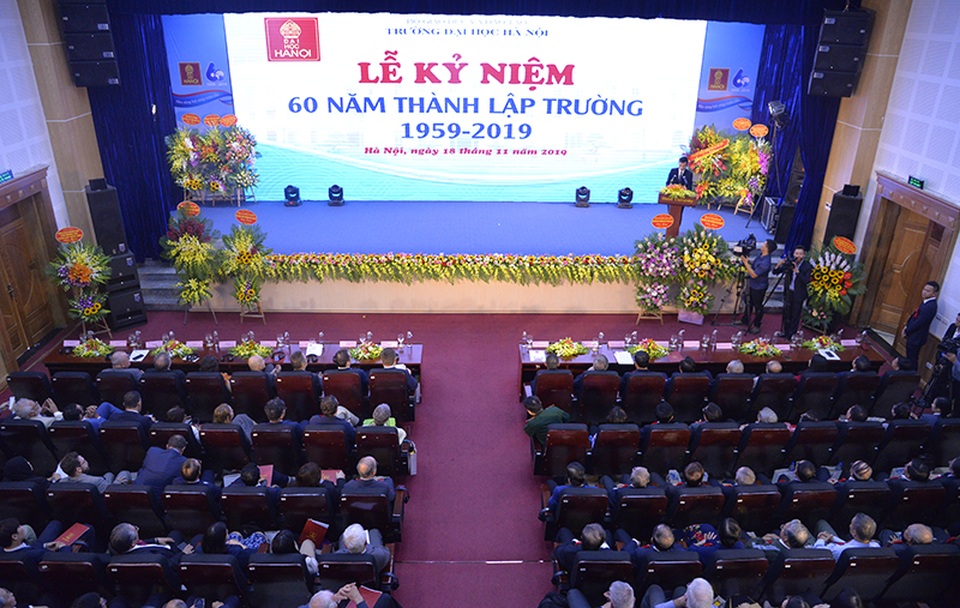 Trường Đại học Hà Nội kỷ niệm 60 năm thành lập - 1 Trường Đại học Hà Nội kỷ niệm 60 năm thành lập - 1