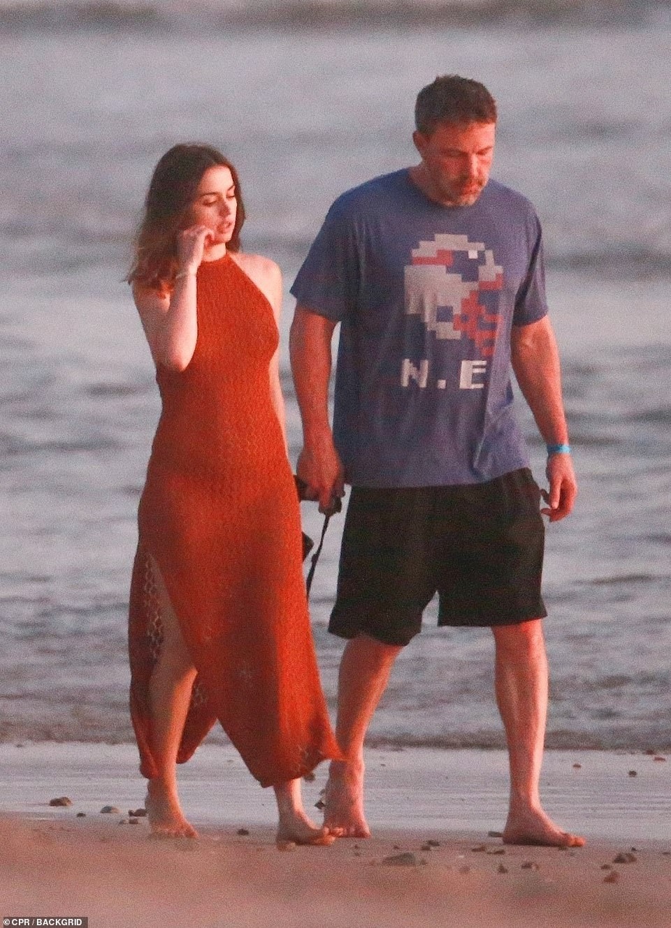 Ben Affleck hò hẹn với Bond girl Ana de Armas - 2 Ben Affleck hò hẹn với Bond girl Ana de Armas - 2
