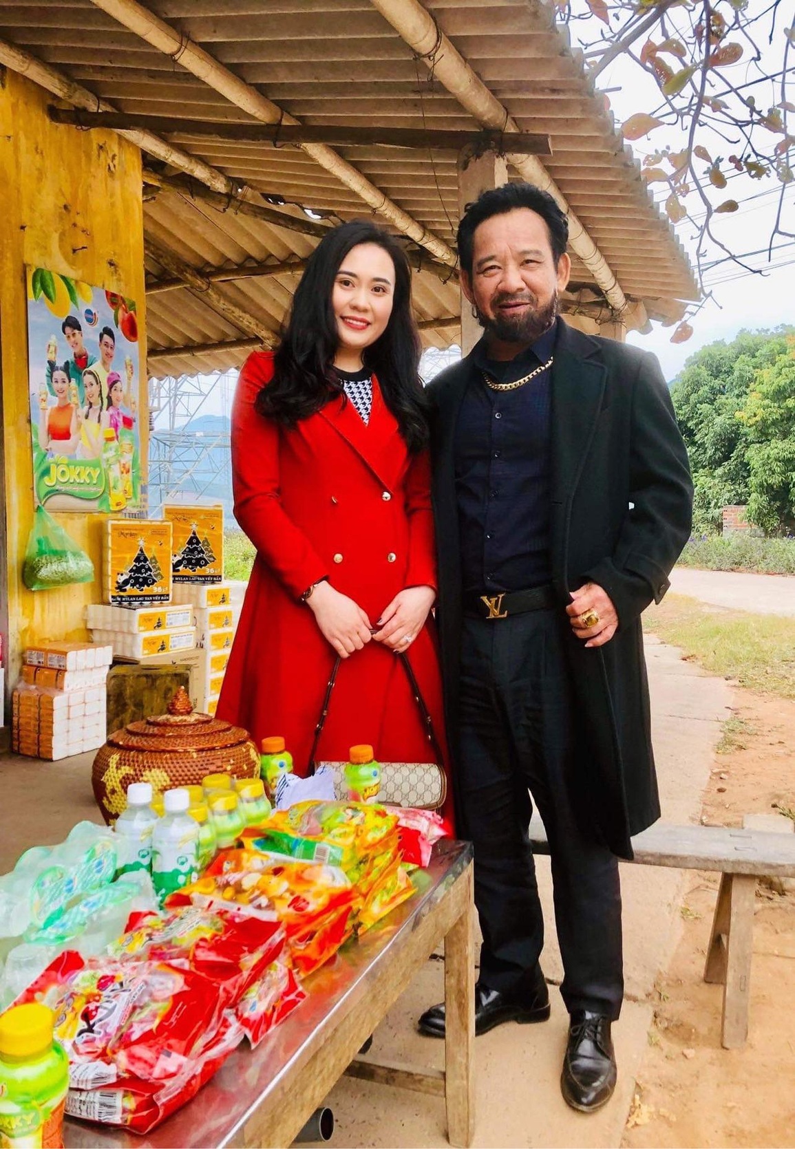 Nhan sắc xinh đẹp của vợ Quang Tèo - 1 Nhan sắc xinh đẹp của vợ Quang Tèo - 1