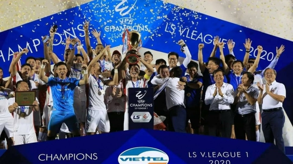 Báo Thái Lan quan tâm đến V-League nhờ hiệu ứng Kiatisuk - 1 Báo Thái Lan quan tâm đến V-League nhờ hiệu ứng Kiatisuk - 1