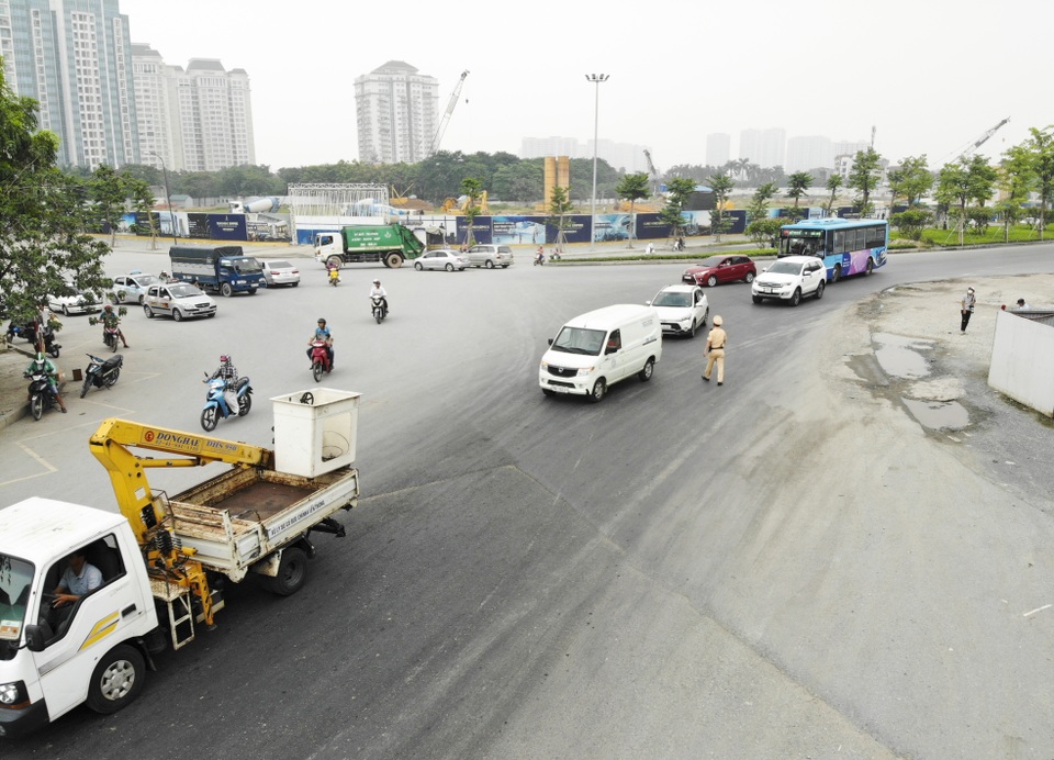Cầu Thăng Long trong ngày đầu cấm lưu thông - 6 Cầu Thăng Long trong ngày đầu cấm lưu thông - 6