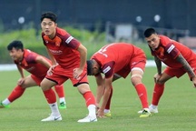 Xuân Trường phẫu thuật thành công, ở lại Hàn Quốc đến Tết