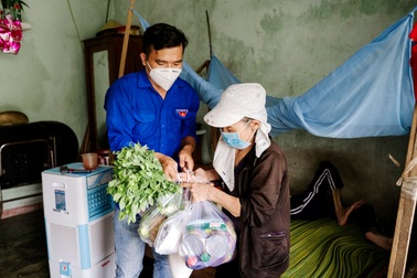 “Phiên chợ 0 đồng” hỗ trợ các hộ khó khăn do Covid-19