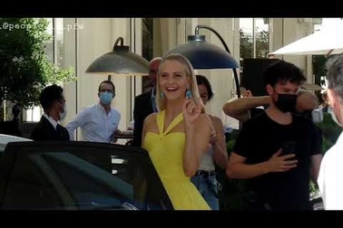 Poppy Delevingne và dàn người đẹp dự LHP Cannes
