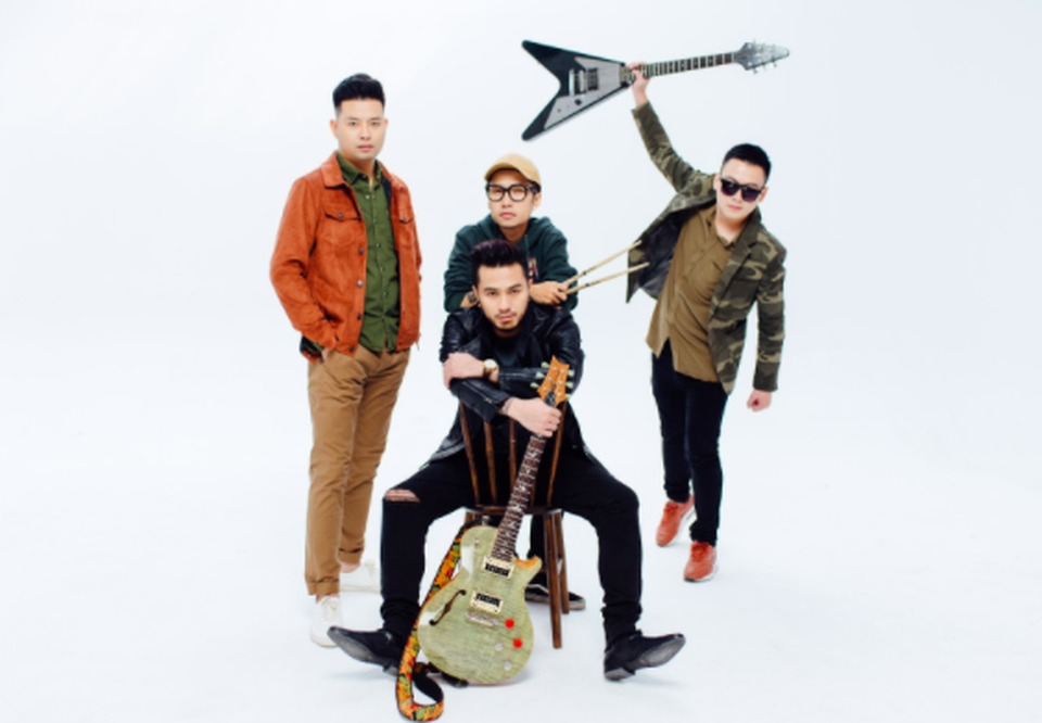 iTễu giữ nhiệt rock với “Ngày Tự Do” - 2 iTễu giữ nhiệt rock với “Ngày Tự Do” - 2