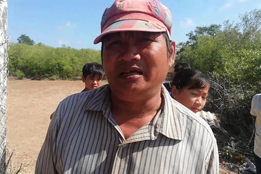 Người dân kể chuyện kéo xác cá voi vào bờ