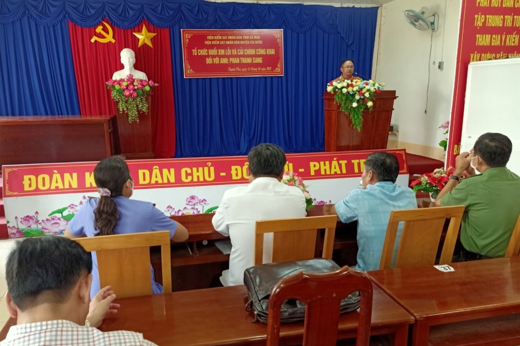 Công khai xin lỗi người oan sai trong vụ án bắt đầu từ tin nhắn OK em - 1 Công khai xin lỗi người oan sai trong vụ án bắt đầu từ tin nhắn OK em - 1
