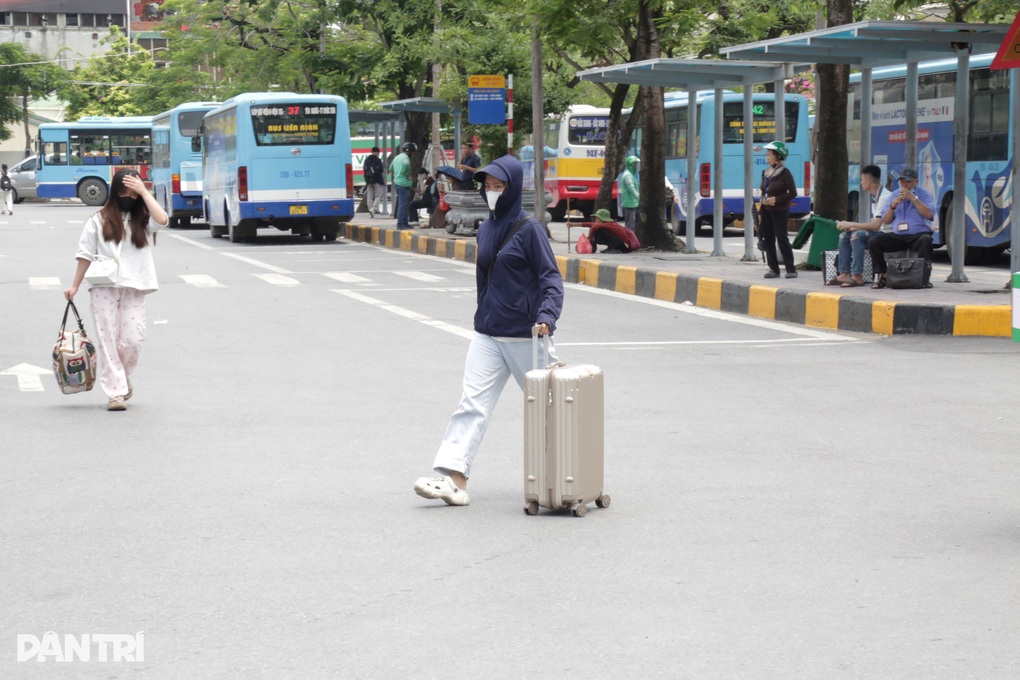 Dự kiến lượng hành khách tại bến xe Mỹ Đình, Giáp Bát tăng 250-350% dịp 2/9 - 1 Dự kiến lượng hành khách tại bến xe Mỹ Đình, Giáp Bát tăng 250-350% dịp 2/9 - 1