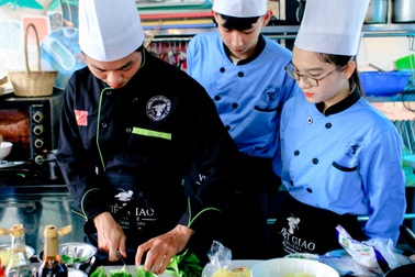 Trường nghề biến nguy cơ Covid-19 thành cơ hội chuyển đổi số