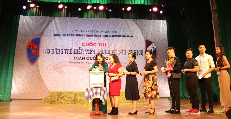 Khai mạc cuộc thi Tài năng trẻ Diễn viên Tuồng và Dân ca kịch toàn quốc - 5 Khai mạc cuộc thi Tài năng trẻ Diễn viên Tuồng và Dân ca kịch toàn quốc - 5