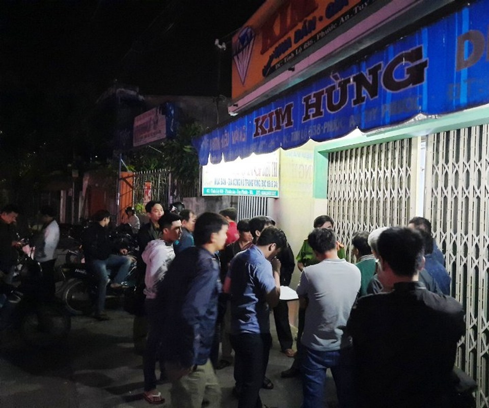 Nghi phạm tấn công chủ tiệm vàng vừa xuất viện tâm thần vì chơi cỏ Mỹ - 3 Nghi phạm tấn công chủ tiệm vàng vừa xuất viện tâm thần vì chơi cỏ Mỹ - 3
