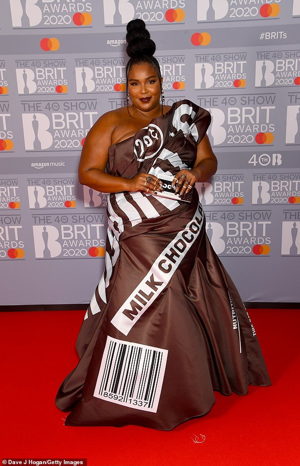 Lizzo diện váy như vỏ kẹo socola - 7 Lizzo diện váy như vỏ kẹo socola - 7