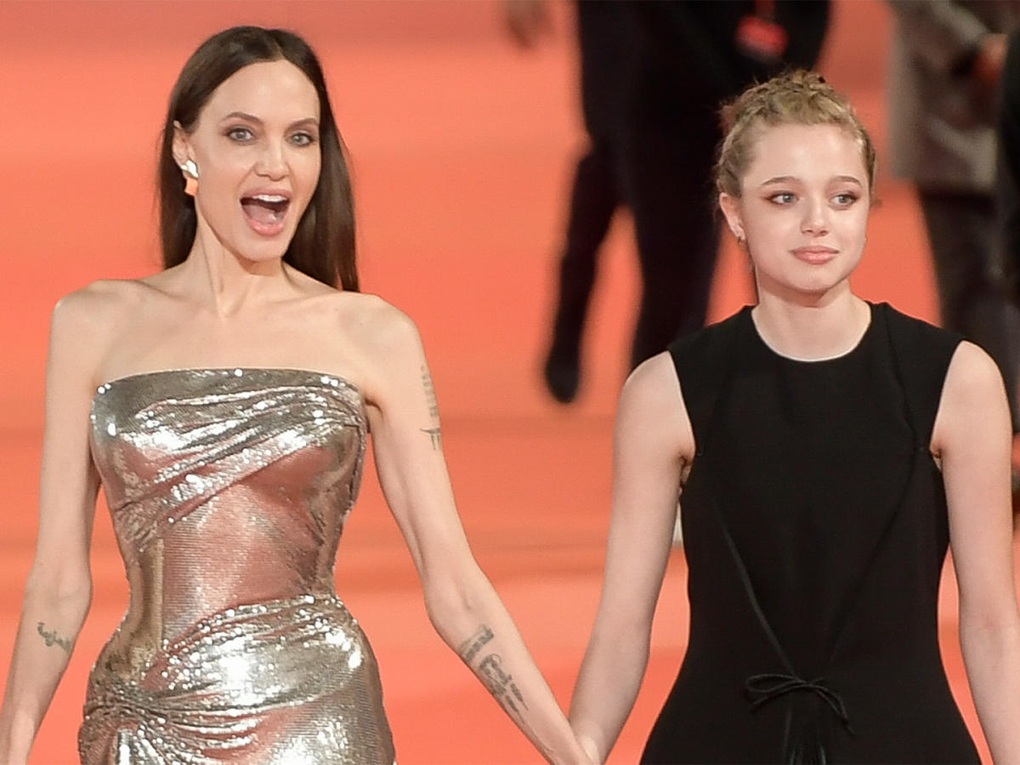 Tại sao con gái của Brad và Angelina quyết bỏ họ Pitt khi tròn 18 tuổi? - 3 Tại sao con gái của Brad và Angelina quyết bỏ họ Pitt khi tròn 18 tuổi? - 3