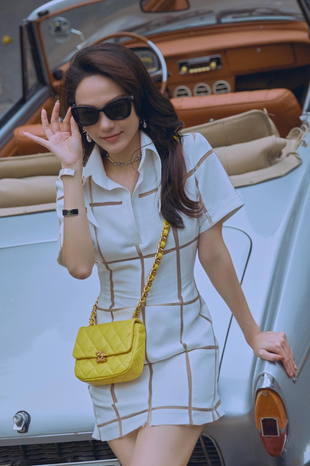 Minh Hằng quyến rũ, không ngại hở bạo sau nửa năm làm vợ người ta - 17 Minh Hằng quyến rũ, không ngại hở bạo sau nửa năm làm vợ người ta - 17