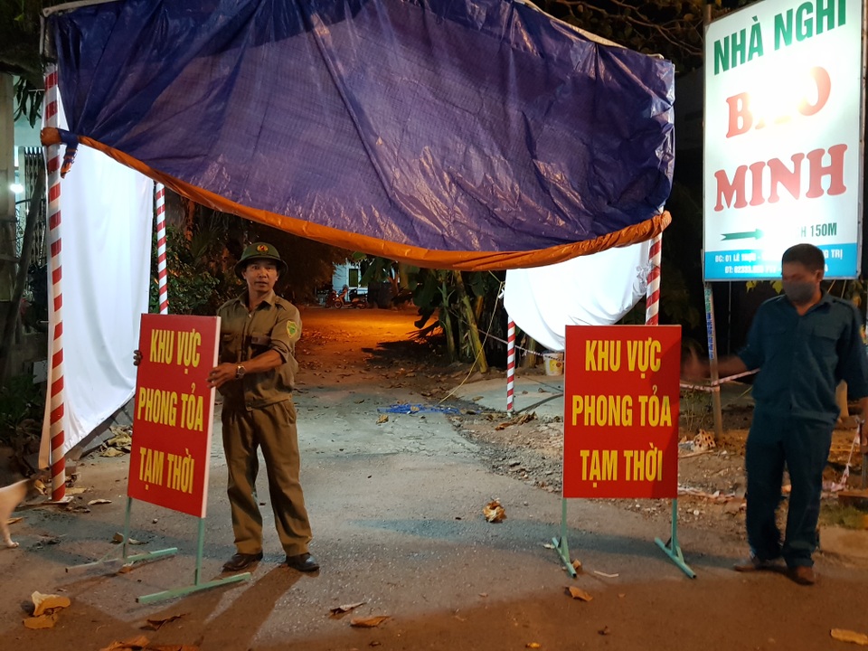 Khu vực cách ly do Covid-19 tại thành phố Đông Hà vừa được dỡ phong tỏa - 3 Khu vực cách ly do Covid-19 tại thành phố Đông Hà vừa được dỡ phong tỏa - 3