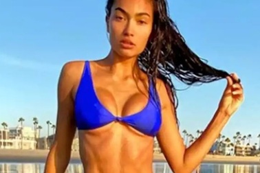 Bạn trai U50 cầu hôn siêu mẫu 9X Kelly Gale