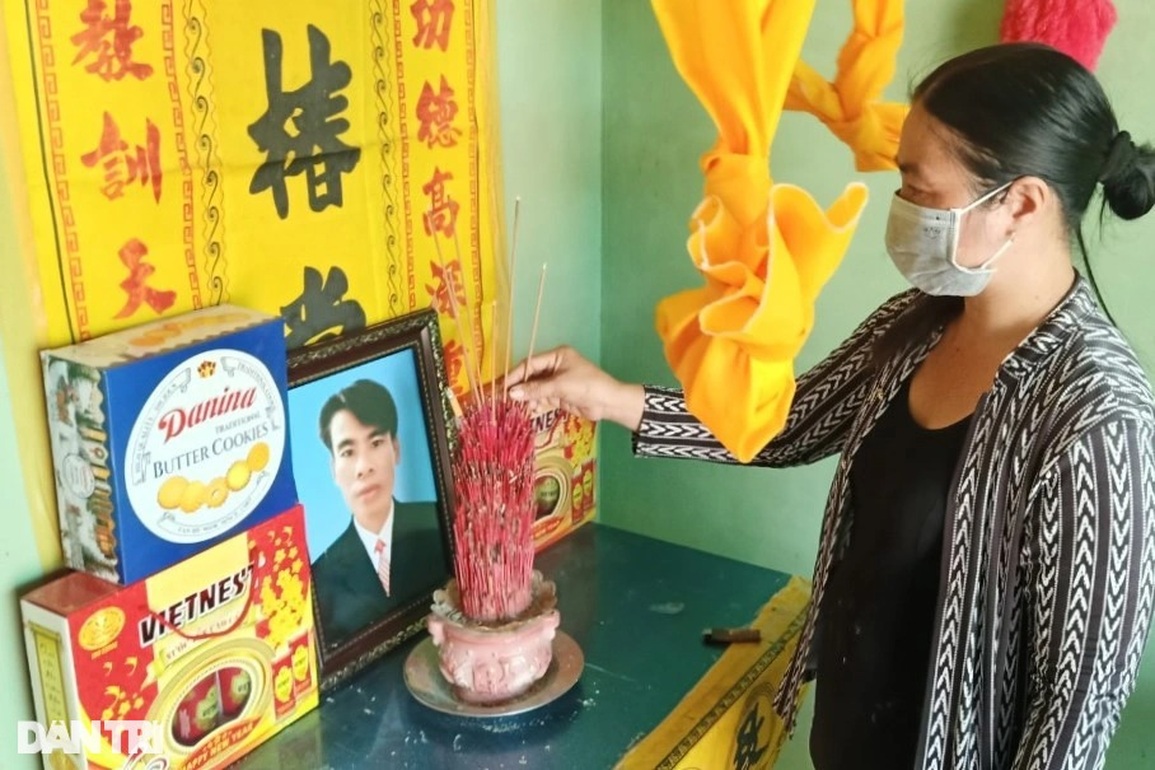 Bạn đọc Dân trí giúp 2 con thơ mất cha, mẹ gãy chân hơn 100 triệu đồng - 2 Bạn đọc Dân trí giúp 2 con thơ mất cha, mẹ gãy chân hơn 100 triệu đồng - 2