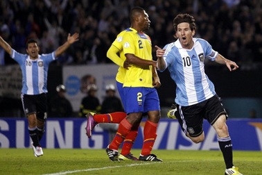 Messi tỏa sáng, Argentina “vùi dập” Ecuador