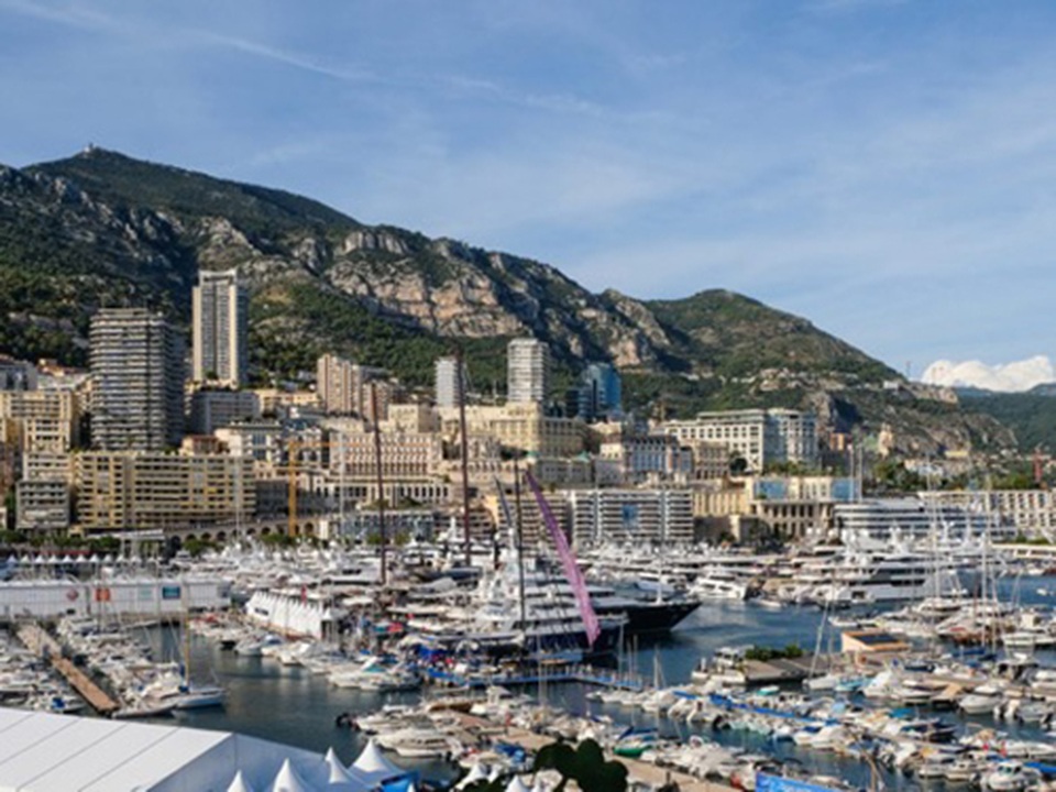 Monaco cấm tỷ phú, triệu phú sử dụng du thuyền “né” Covid-19 - 1 Monaco cấm tỷ phú, triệu phú sử dụng du thuyền “né” Covid-19 - 1
