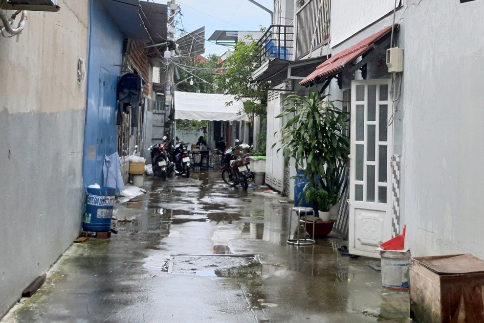 Nhân chứng kể giây phút khống chế hung thủ sát hại cặp vợ chồng ở TPHCM - 1 Nhân chứng kể giây phút khống chế hung thủ sát hại cặp vợ chồng ở TPHCM - 1