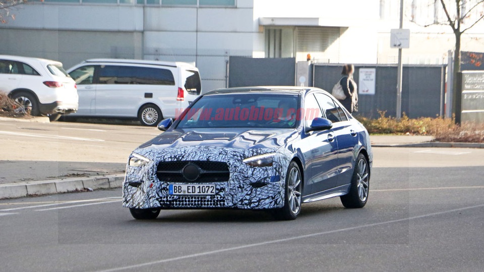 Mercedes C-Class thế hệ mới 2022 ngày càng lộ rõ thiết kế - 2 Mercedes C-Class thế hệ mới 2022 ngày càng lộ rõ thiết kế - 2