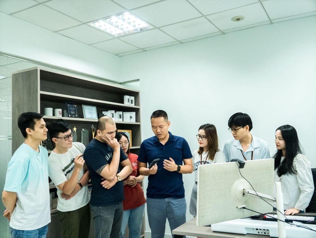 FPT Play úp mở về thiết bị thông minh mới, chưa từng xuất hiện tại Việt Nam - 2 FPT Play úp mở về thiết bị thông minh mới, chưa từng xuất hiện tại Việt Nam - 2