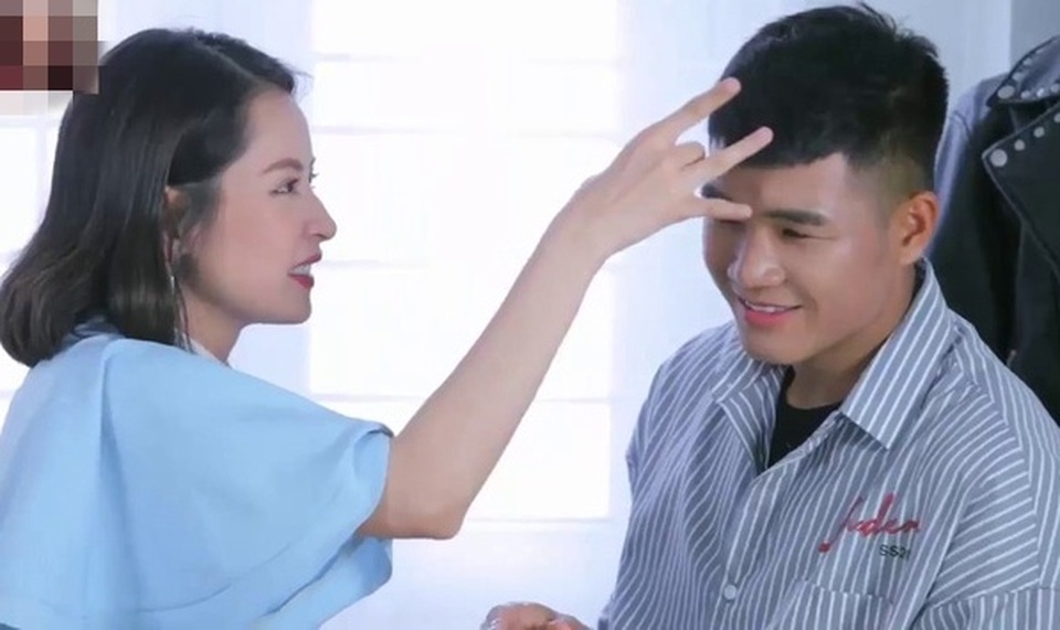 Mỹ Tâm, Chi Pu nhiều lần “gán ghép” Hà Đức Chinh là “bạn gái” Bùi Tiến Dũng - 7 Mỹ Tâm, Chi Pu nhiều lần “gán ghép” Hà Đức Chinh là “bạn gái” Bùi Tiến Dũng - 7