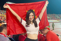 Nữ sinh xinh đẹp đoán trúng tỷ số trận Chung kết U23 Việt Nam - Thái Lan