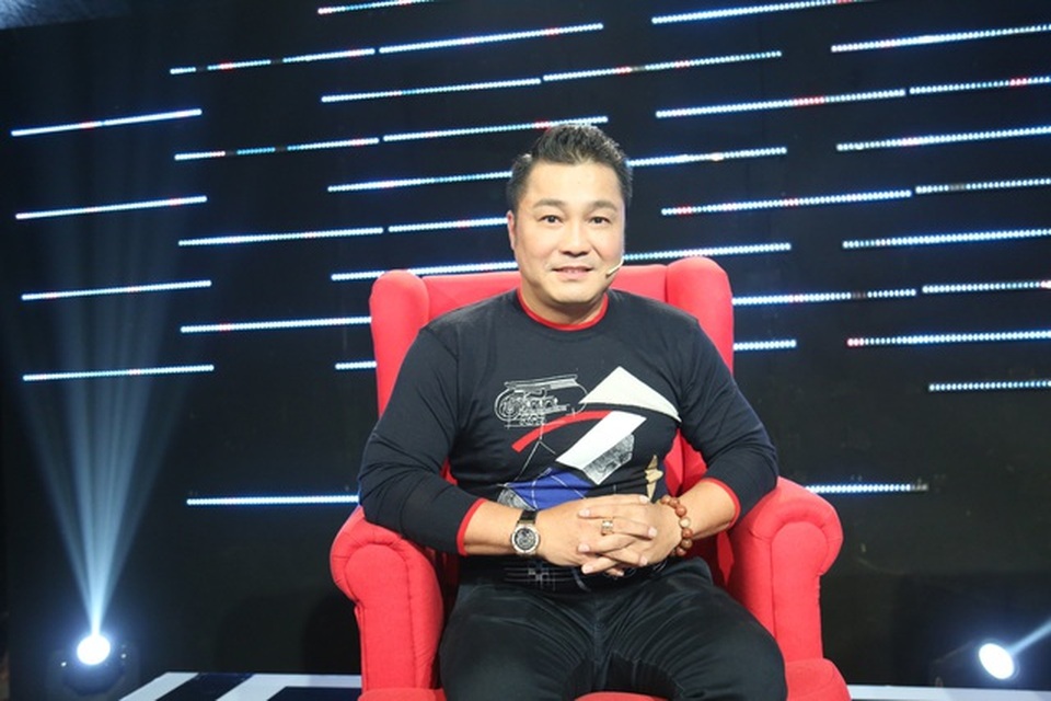 Chuyện showbiz: U60 nộp đơn thi Hoa hậu, U40 thong dong “chờ duyên tới” - 10 Chuyện showbiz: U60 nộp đơn thi Hoa hậu, U40 thong dong “chờ duyên tới” - 10