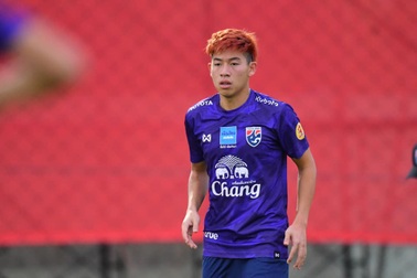 Thêm một tuyển thủ Thái Lan được mời sang Nhật thi đấu