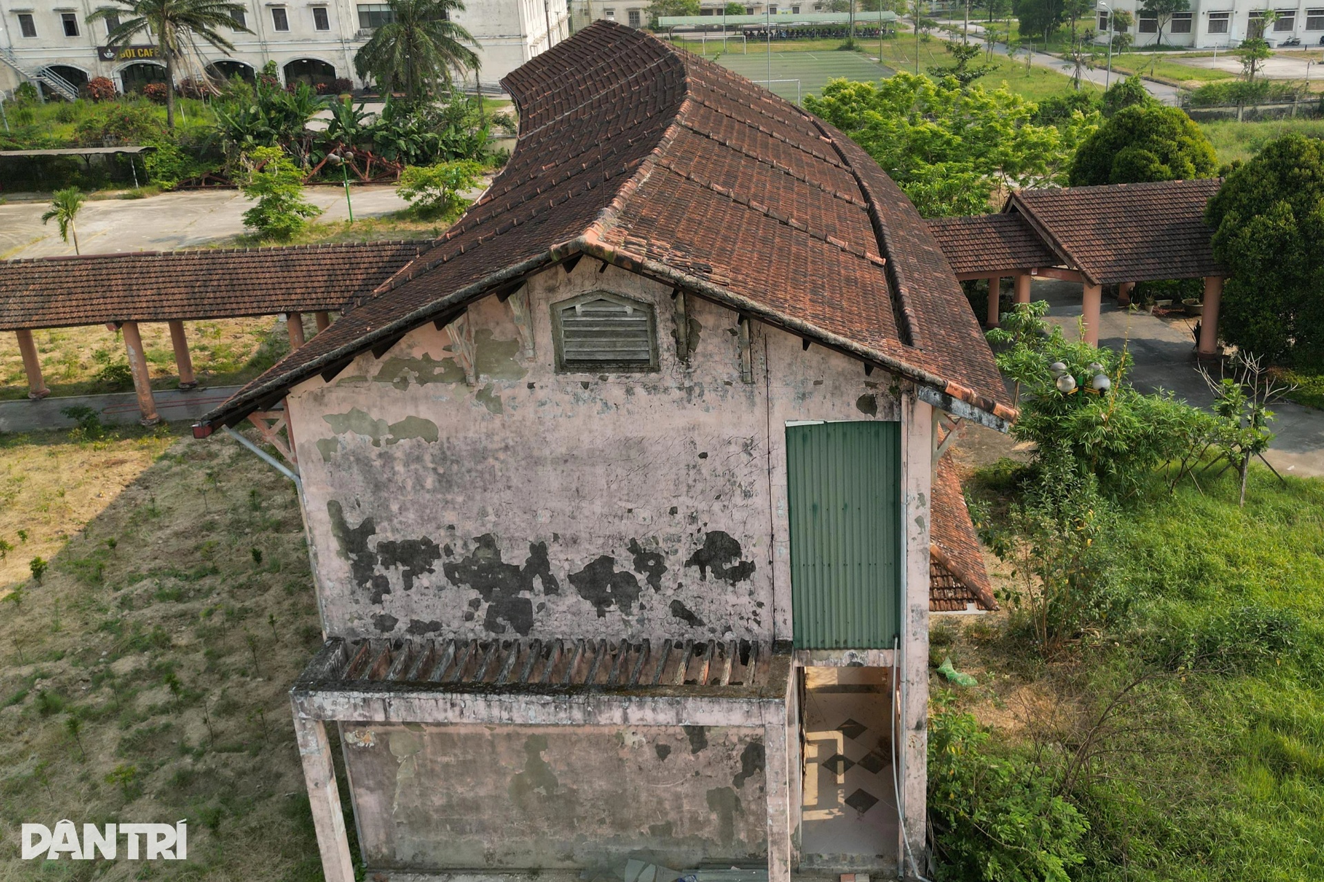 Trung tâm hỗ trợ nông dân rộng gần 2,4ha xuống cấp, chờ chuyển giao - 2
