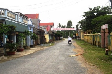 Thành lập đoàn kiểm tra việc dân “oằn mình” đóng phí