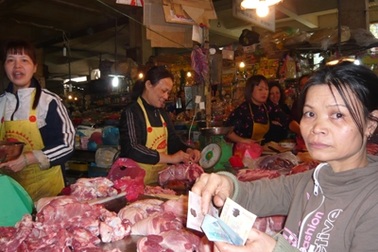 Lo giá hàng hóa tăng theo lương 