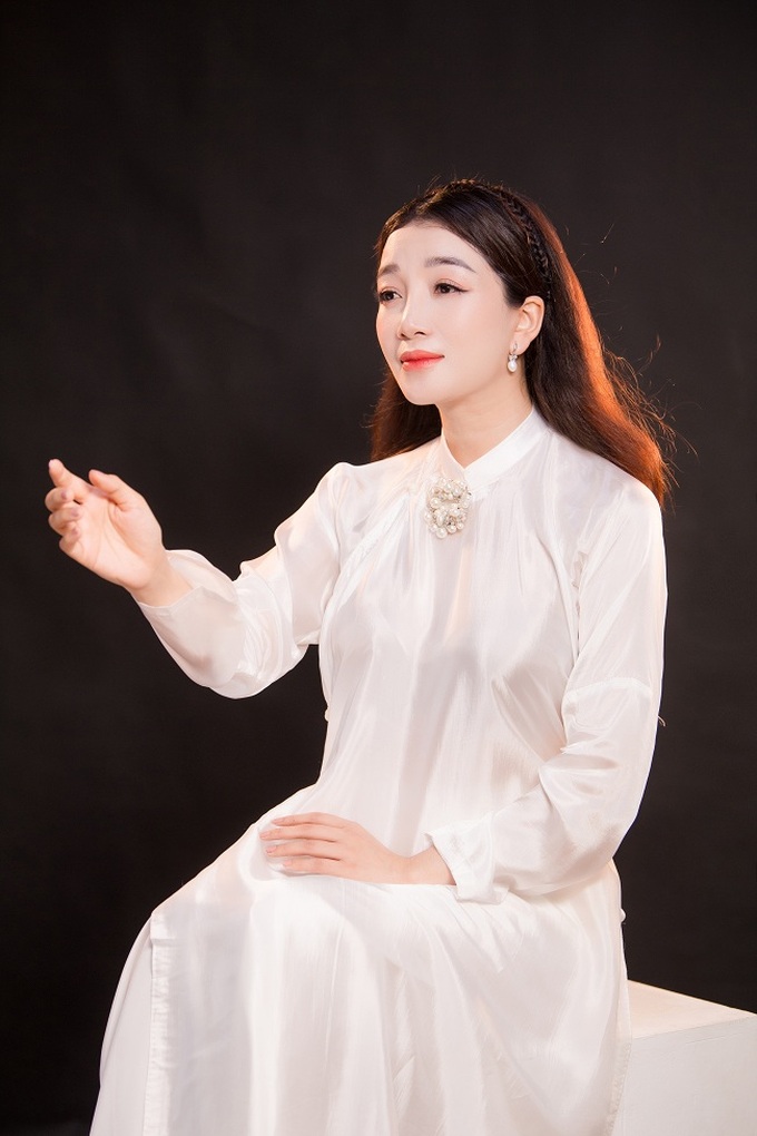 Ca sĩ Phạm Thu Hà