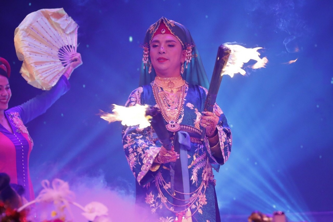 Nghệ thuật Diễn xướng nghi lễ Chầu văn Đồng bằng Bắc Bộ được tôn vinh - 4 Nghệ thuật Diễn xướng nghi lễ Chầu văn Đồng bằng Bắc Bộ được tôn vinh - 4