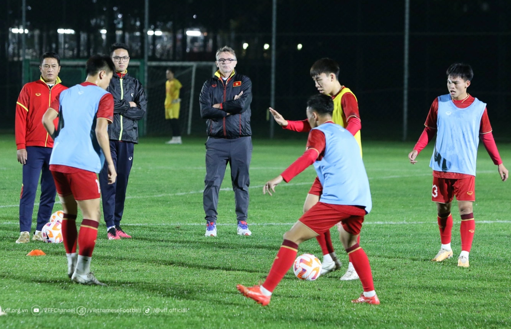 Đội tuyển Việt Nam háo hức chờ đối đầu dàn sao Hàn Quốc - 4 Đội tuyển Việt Nam háo hức chờ đối đầu dàn sao Hàn Quốc - 4