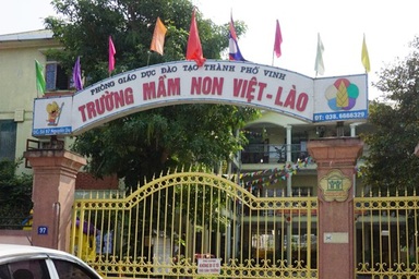 Phụ huynh đánh giáo sinh mang thai: Khởi tố tội “Làm nhục người khác”