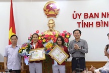 Khen thưởng 2 vận động viên đạt thành tích xuất sắc tại SEA Games 30