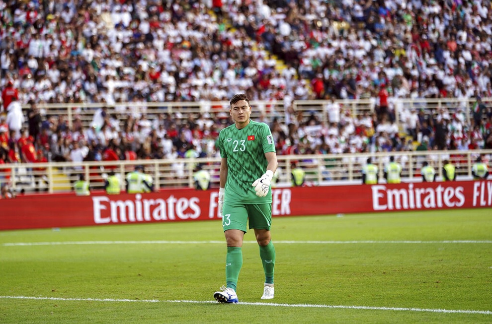 Báo Trung Quốc bình luận về việc Văn Lâm vắng mặt ở vòng loại World Cup - 1 Báo Trung Quốc bình luận về việc Văn Lâm vắng mặt ở vòng loại World Cup - 1