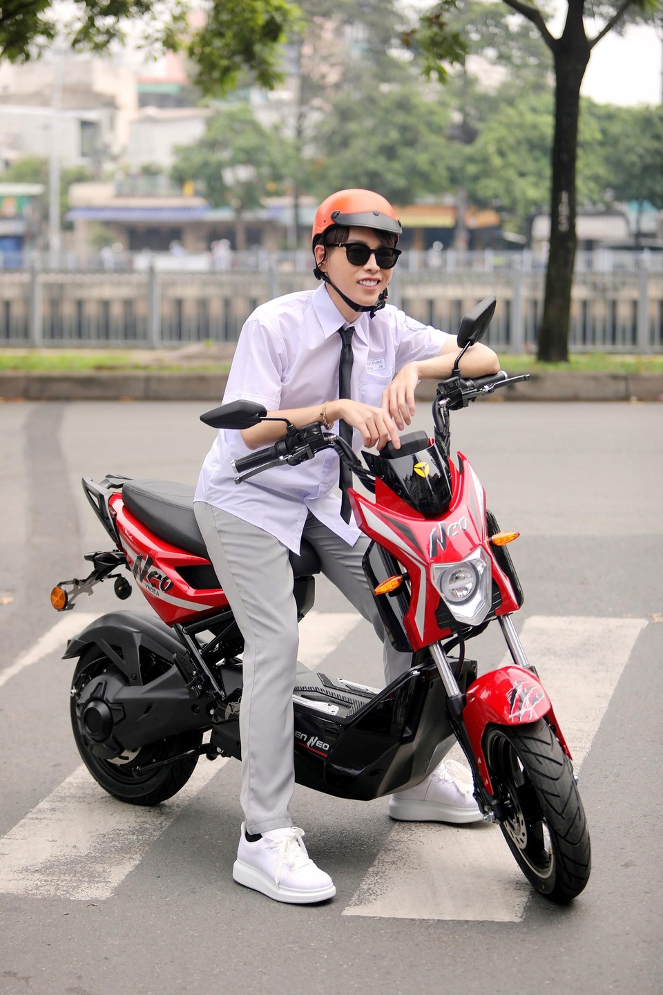 Top 3 mẫu xe máy điện được học sinh ưa chuộng nhất năm học mới - 3 Top 3 mẫu xe máy điện được học sinh ưa chuộng nhất năm học mới - 3