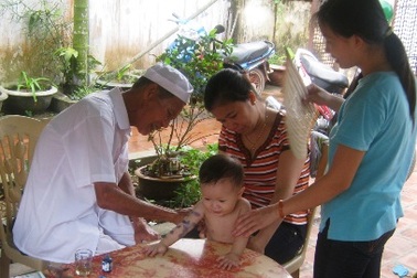 Thầy thuốc già và phòng khám miễn phí cho người nghèo