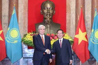 Toàn cảnh lễ đón Tổng thống Kazakhstan thăm chính thức Việt Nam