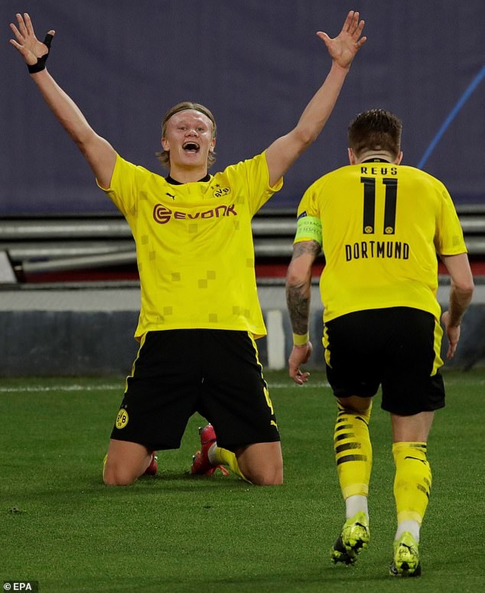 Erling Haaland tỏa sáng, Dortmund ngược dòng đánh bại Sevilla - 5 Erling Haaland tỏa sáng, Dortmund ngược dòng đánh bại Sevilla - 5