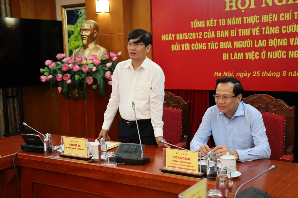 Lao động đi làm việc ở nước ngoài đóng góp tích cực vào phát triển kinh tế - 1 Lao động đi làm việc ở nước ngoài đóng góp tích cực vào phát triển kinh tế - 1