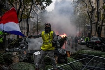 Phong trào “Áo vàng” quyết không lùi bước sau khi chính phủ Pháp nhượng bộ