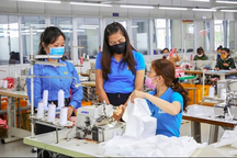 Quảng Trị: Thưởng Tết dương lịch cao nhất 5 triệu đồng