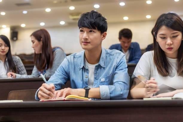 대학 생활에서 의미 있는 시간을 보내는 데 도움이 되는 5가지 - 1 5 việc giúp sinh viên có những năm tháng ý nghĩa ở trường đại học - 1