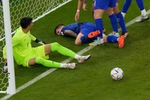 Người hùng tuyển Mỹ nhập viện cấp cứu sau bàn thắng để đời