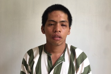 Nam thanh niên xách dao đuổi chém cả xóm, nghi đâm chết 1 người